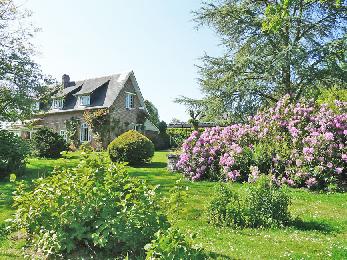 Luxe 8 pers. vakantiehuis in Normandie met prachttuin dichtbij zee, winkels en bossen.